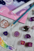 Load image into Gallery viewer, Amethyst D20 - Hard Enamel Pin

